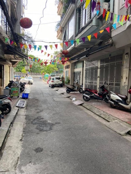 Bán nhà 5 tầng Phạm Văn Đồng 3.25 tỷ, gần ĐH Quốc Gia HN, ngõ rộng, view đẹp