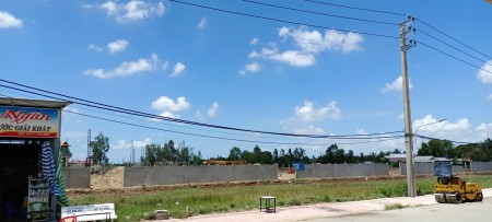 Cần bán lô đất góc 2 mặt tiền nhựa có vỉa hè và một mặt hậu là lối đi chung, lối thoát hiểm không tính vào sổ