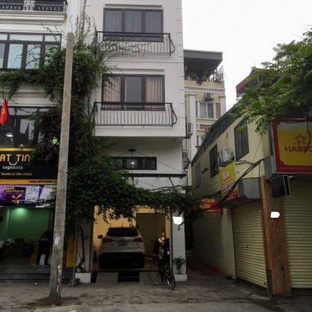 Nhà Đội Cấn, gara ô tô ngõ 3 ô tô tránh, kinh doanh đỉnh, giá bán chỉ 250 triệu/m2