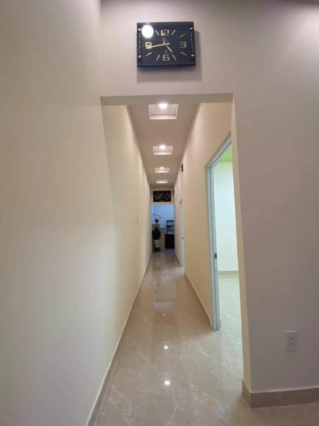Bán nhà Nguyễn Thị Thập q7, dt 74m2, 3 lầu, hẻm thông thoáng