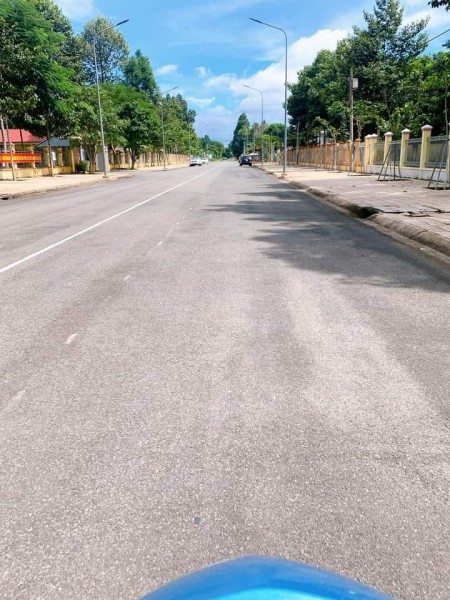 Chính chủ kẹt tiền cần bán gấp, đường nhà nước 13m, xây dựng tự do và kinh doanh ngay