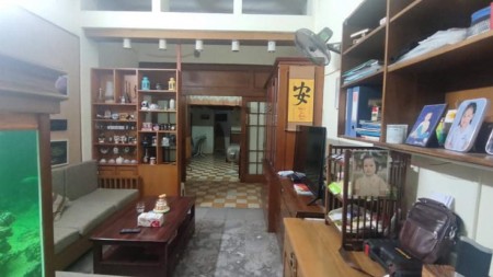 Bán nhà phố Lý Nam Đề, diện tích sử dụng 100m2, giá 8.8 tỷ, lh 0922346363