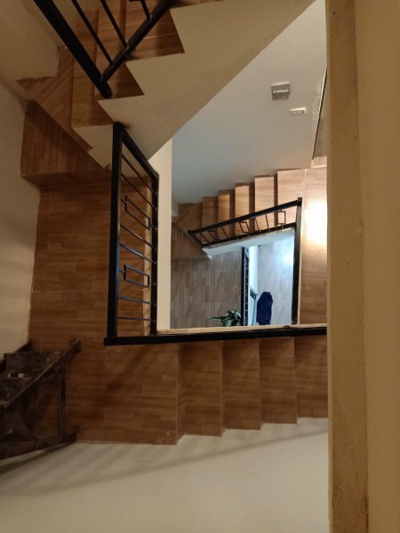 Bán nhà ngõ 105 phố Tôn Đức Thắng, mặt tiền 7m, nhà xinh tiền nhỏ giá chỉ 2.3 tỷ