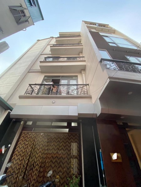 Hàng Hiếm, Bán gấp trong tuần Phố Quan Nhân, DT 80 m2, Giá siêu hời 6 Tỷ