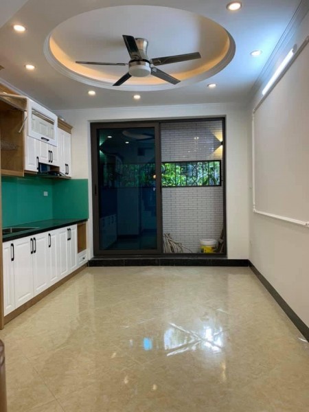 Bán nhà Hữu Hưng Tây Mỗ, lô góc 20m, tới mặt đường, đt 42m2, 4 tầng giá 2.9 tỷ, lh 0978996965