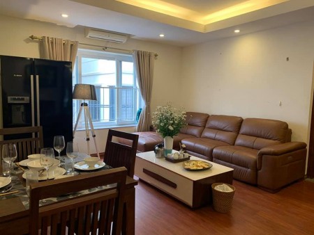 Bán nhà Tôn Thất Tùng diện tích 177m2 3 tầng mt 8.4m giá bán chỉ 23.4 tỷ Đống Đa