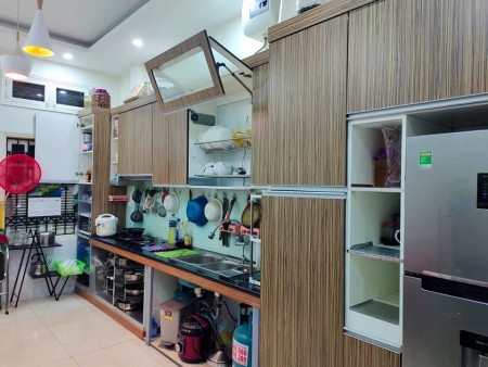 Cần tiền gấp bán Nhà cực đẹp, DT 35m2, gía 1.4tỷ ở Kim Trung Hoài Đức LH: 0866657649