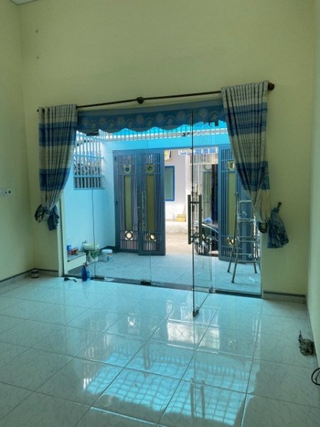 Bán nhà cấp 4 Quốc Lộ 1A Quận 12, hẻm 4m, diện tích 4.55x13.5m, 62m2, giá chỉ 3.4 tỷ