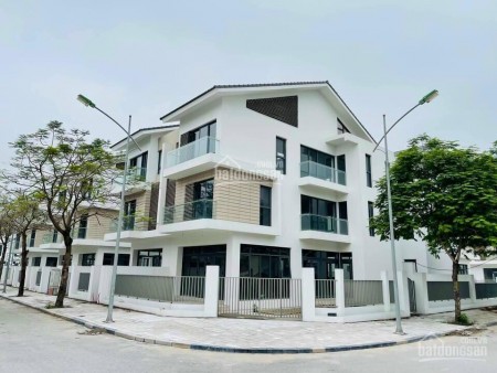 Bán biệt thự The Sol Lake Villa giá tốt 50 triệu/m2, chiết khấu 8% hỗ trợ lãi suất 0%, gần hồ