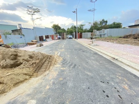 Đất 100m2. Gần UBND Phường Hố Nai. BV Thánh Tâm. Sổ sẵn. NH Vay 70%