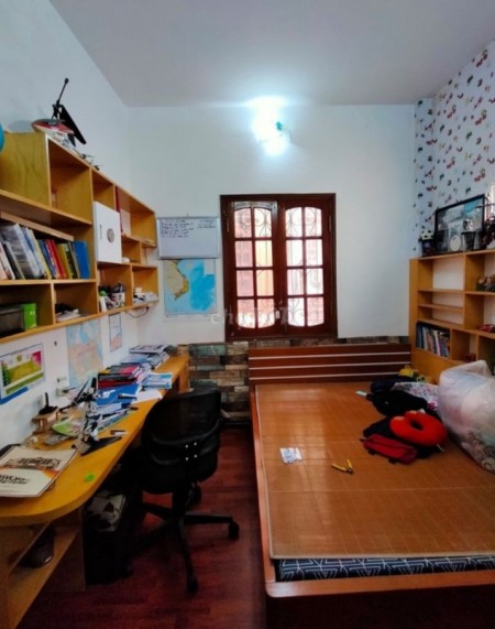 Bán nhà Nguyễn Thái Học Quận Hà Đông diện tích sử dụng 45m2, 5 tầng mt 4m giá chỉ 3.6 tỷ
