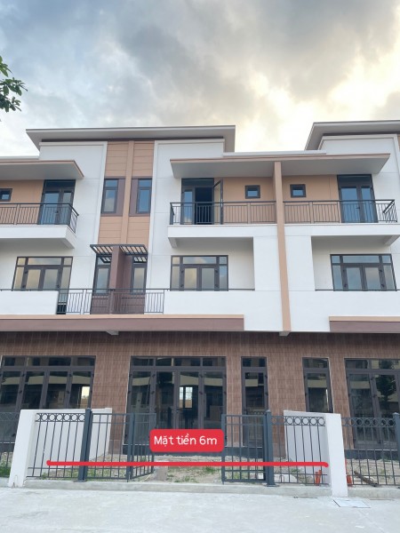 Bán nhà biệt thự liền kề khu đô thị mới, tổng tiện tích 226m2, vị trí đắc địa, giá 5.4 tỷ