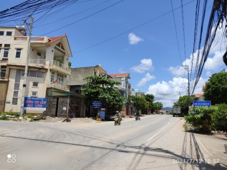 Mua đất tặng nhà mặt đường Quốc Lộ 279 thuận tiện kinh doanh - Hà Khẩu
