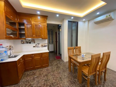 Bán nhà nguyên căn ngõ thông, tiện kinh doanh Quận Hoàng Mai, giá bán 3.5 tỷ, lhcc