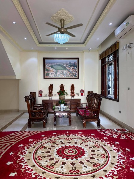 Bán biệt thự Xuân Đỉnh, giá rẻ đúc 4 tầng, nguyên căn đủ công năng, sổ đỏ nở hậu, dtsd 280m2
