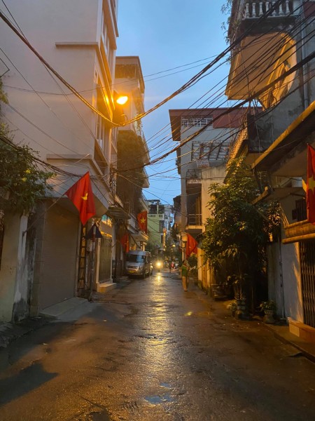 Bán nhà Tân Mai, lô góc kinh doanh 2 ô tô tránh, mới đẹp, giá bán chỉ 3.3 tỷ, 5 tầng