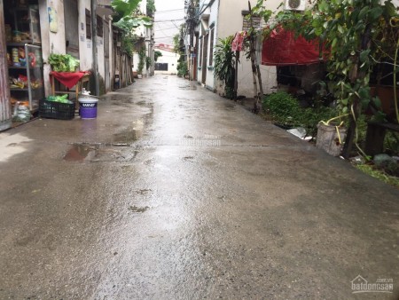 Cần bán gấp mảnh đất đường Lý Sơn - Thượng Thanh 55m2, mặt tiền 6m, giá 3.5 tỷ, ô tô.