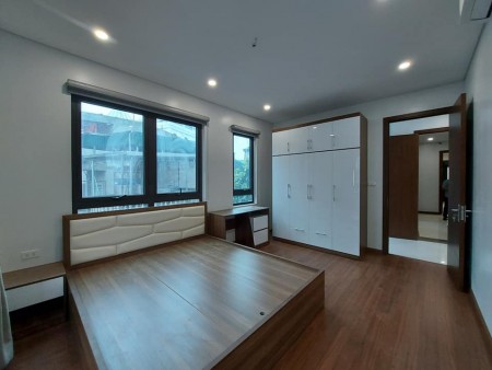 Siêu phẩm đầu tư phố Lạc Long Quân thu 2 tỷ/năm, dt 155m2, 9 tầng thang máy giá 35.5 tỷ Quận Tây Hồ
