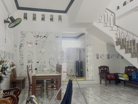 Bán Nhà Đường Tên Lửa, 70m2, 3 Lầu 5PN, Khu VIP Giá Rẻ Chỉ 6.95 Tỷ TL, 0971243100