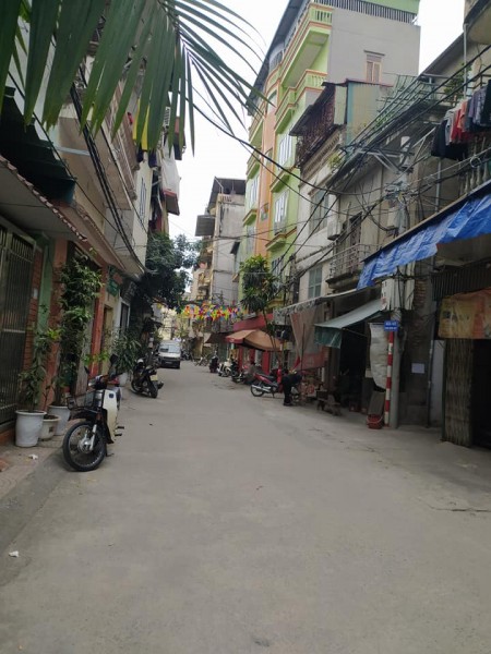Chính chủ bán gấp nhà sát mặt phố Giải Phóng, diện tích đẹp, ngõ ô tô giá 4 tỷ