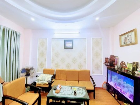Bán nhà Nguyễn Phong Sắc lô góc diện tích sử dụng 38m2, 4 tầng đúc giá nhỉnh 2 tỷ