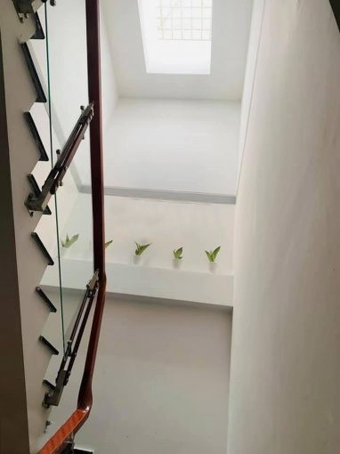 Cực Hiếm Định Công Thượng dt 48m2, 5 tầng mt 3.2m giá bán 3,4 tỷ cách đường Ô tô 30m