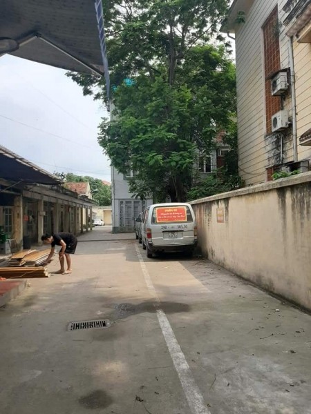 Bán lô đất ngã 3 Ngọc Hổi, ô tô tải dừng đỗ 2 mặt thoáng trước sau, diện tích khủng