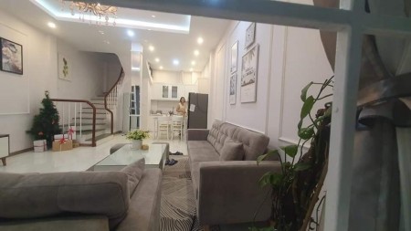 Bán nhà đường Mỹ Đình, Nam Từ Liêm. Nhà siêu đẹp. DT 38m2 x 5 tầng, giá 3 tỷ 350tr
