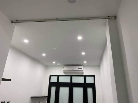 Siêu phẩm bán nhà Bạch Mai, đẹp như homestay, 5 tầng diện tích sử dụng 20m2 giá 2,5 tỷ