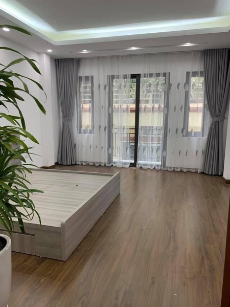 Nhà mới Xuân La, tiện ích ngập tràn, diện tích sử dụng 36m2, giá bán 4 tỷ, sổ sẵn sàng giao dịch