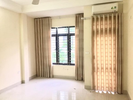 Chính Chủ Bán Nhà Liền Kề La Khê Hà Đông 50m Kinh Doanh Tốt SĐCC