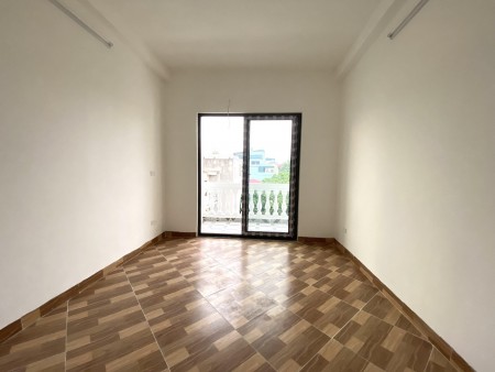 Bán nhà riêng phố Đặng Tiến Đông, Tây Sơn, Quận Đống Đa, 4 tầng, dt 37m2, giá 3.9 tỷ