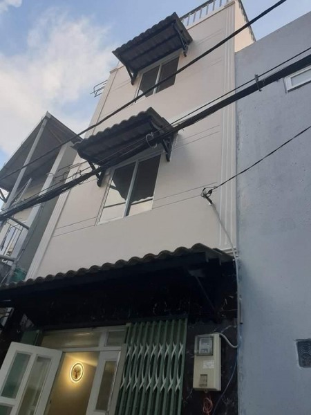 Bán nhà Lê Quang Định nguyên căn đẹp vào ở ngay 3 tầng dt 20m2 giá chỉ nhỉnh 2.5 tỷ