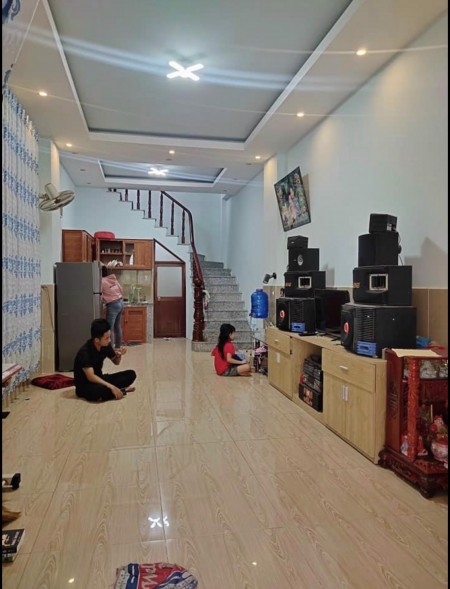 Bán nhà Quận 3 dưới 5 tỷ, diện tích 38m2, mặt tiền tương lai, liên hệ 0799149230