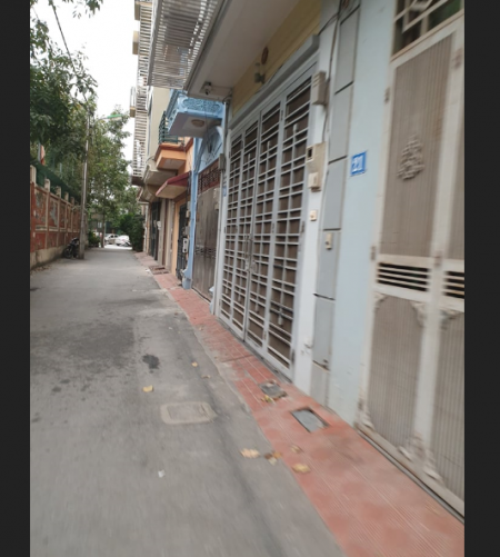 Nhà nguyên căn siêu đẹp dân trí cao ô tô cách 10m, thuận tiện đi các ngã đúc 3 tầng, lhcc