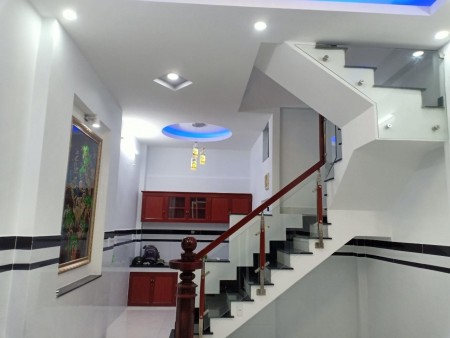 Nhà đẹp Quận Tân Bình công năng to hẻm dân trí giá rẻ, sổ vuông đẹp, kiến trúc đẹp