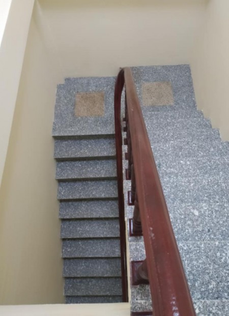 Bán nhà Lê Quang Đạo, lô góc dt 38m2, 4 tầng, 5m ra ô tô tránh, mặt tiền rộng, giá nhỉnh 3 tỷ