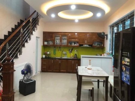 Lệ mật – Long biên Bán nhà trong mơ, Giá đẹp bất ngờ. 48m2. 3.9 tỷ.