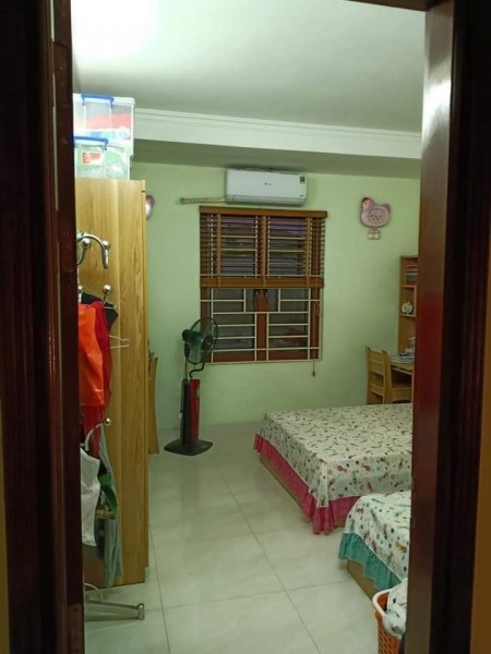 Duy Nhất Rẻ Nhất Nhà đẹp Ở Ngay 10m Ô tô tránh Giang Biên Long Biên dt 45m2 chỉ 3,8 tỷ