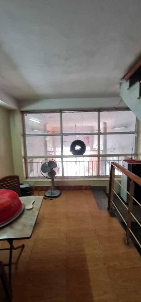 Chính chủ bán nhà mặt phố Ngô Gia Tự, diện tích 40m2, kinh doanh sầm uất, SĐCC, giá 6.5 tỷ