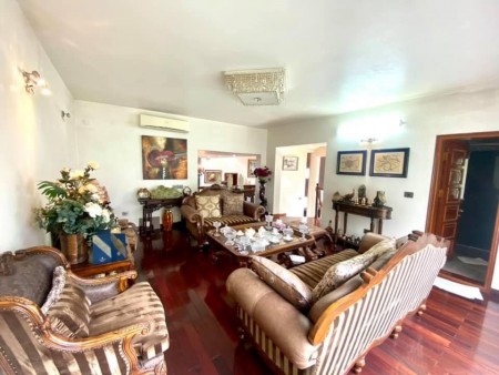 Bán nhà Võ Thị Sáu cực đẹp, diện tích sử dụng 48m2, giá nhỉnh 5 tỷ, sổ đỏ chính chủ, lhcc