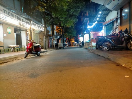 Phố Bùi Ngọc Dương ô tô đỗ cửa kinh doanh sầm uất dt 31m2, giá bán 4.85 tỷ, lhcc
