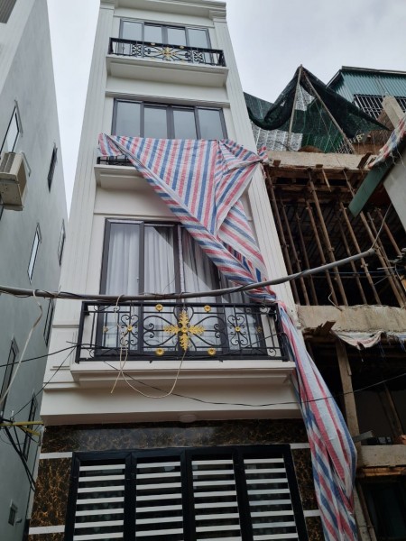 Bán nhà nguyên căn Yên Nghĩa Hà Đông, 10 ra ô tô tránh đt 34m2, 4 tầng, giá chỉ 1.97 tỷ