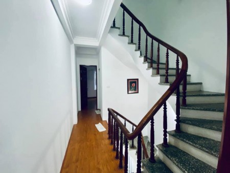 Bán nhà An Hòa, phân lô ô tô đỗ cửa, diện tích sử dụng 43m2 đúc 4 tầng, giá bán 3.8 tỷ
