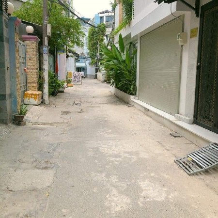 Bán nhà nguyên căn diện tích sử đụng 44.48m2 giá bán 4.3 tỷ, pháp lý chính chủ, sạch sẽ