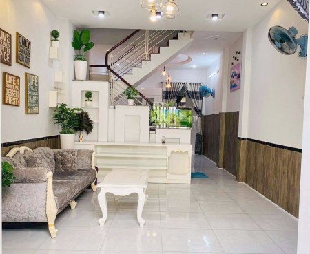 Bán nhà Vĩnh Viễn Quận 10 mặt tiền 4m có 3 lầu 3 phòng ngủ ở ngay, diên tích 43m2, lhcc