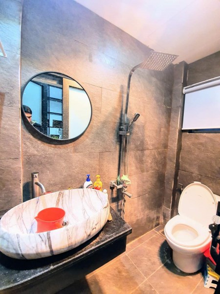 Bán nhà tuyệt đẹp phố Kim Ngưu, phân lô ô tô đỗ cửa, dt 61m2, giá bán 4.6 tỷ, sổ sẵn chính chủ