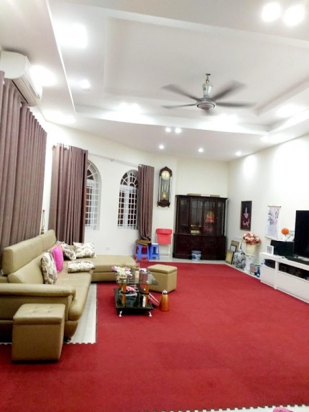 Bán đất tặng nhà mặt phố Ngô Gia Tự Long Biên diện tích 160m2 mặt tiền 7m nhỉnh 10 tỷ