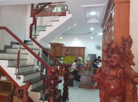 Nhà siêu đẹp Quận Tân Bình, gần sân bay, diện tích sử dụng 48m2, 5 Tầng, hẻm xe hơi ra vào