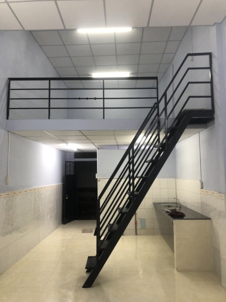 Cho thuê nhà hẻm Quang Trung, P10, Gò Vấp, rộng 4x15m, 1 trệt, 1 lửng, giá 6 triệu/tháng